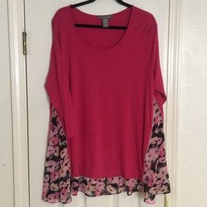 NWOT Kate & Mallory Women's Pink Floral Lacy Tunic Sleeve Top